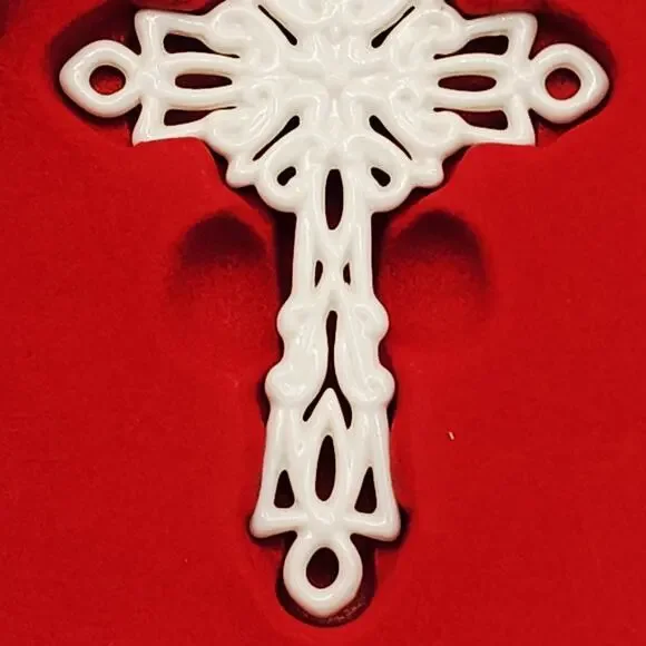 Lenox 2016 Snow Fantasies Cross Christmas Ornament w Box 859554 Excellent Cond - Picture 3 of 8
